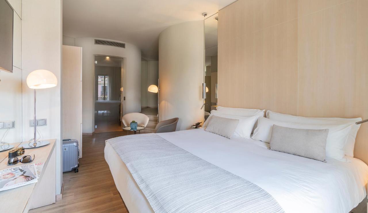 Cram Hotel Барселона Экстерьер фото